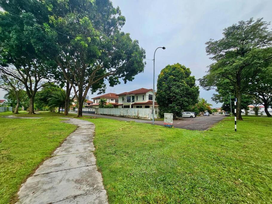 Holiday home Cozy Karaoke Bbq Bukit Indah Jb