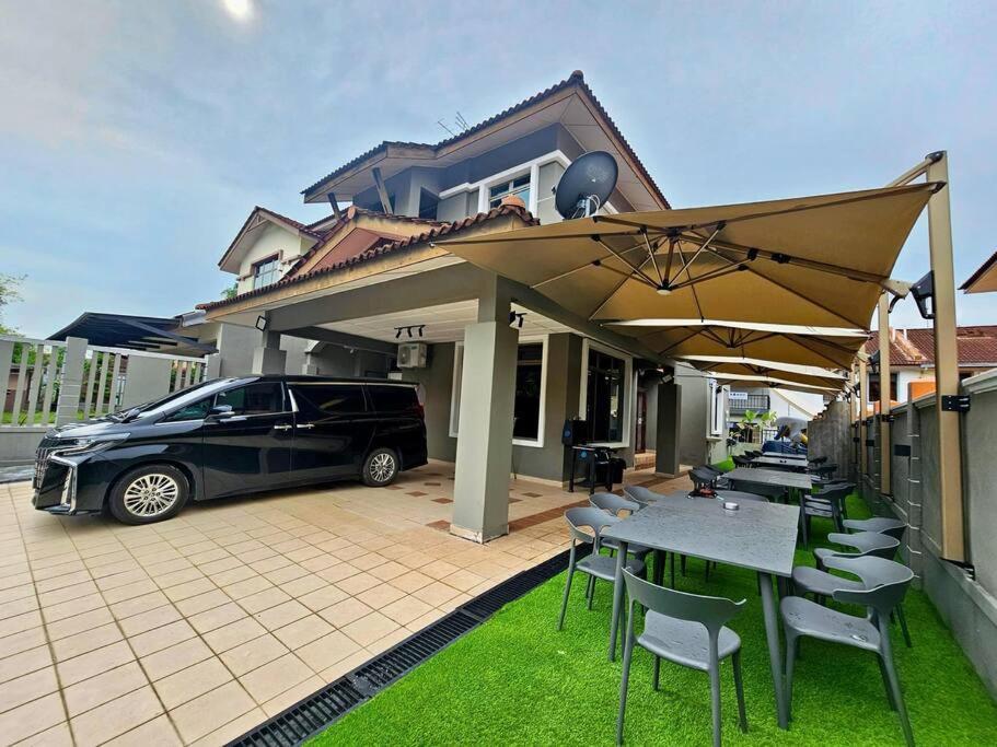 Cozy Karaoke Bbq Bukit Indah Jb Rumah percutian *