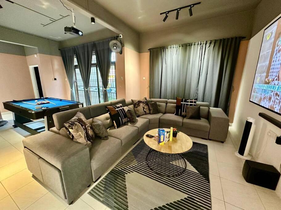 Rumah percutian Cozy Karaoke Bbq Bukit Indah Jb Johor Bahru